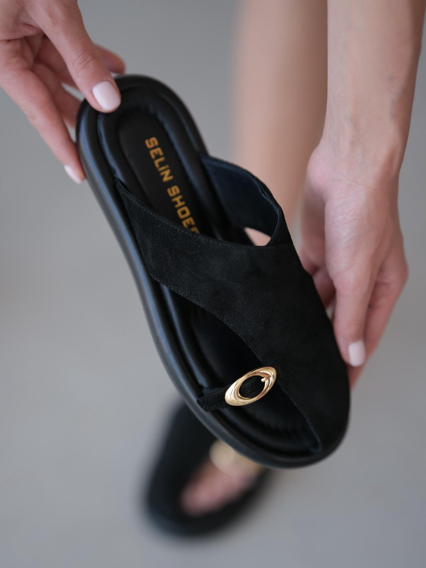 Women's Leather Flat Sandals