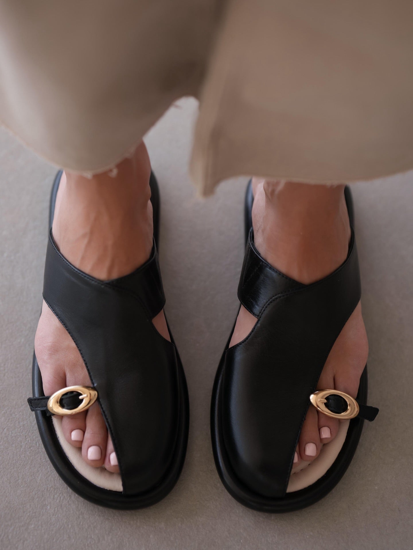 Women's Leather Flat Sandals