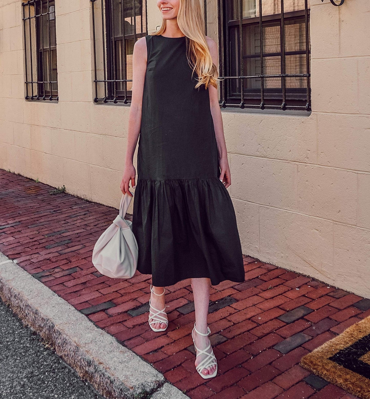 Loose Sleeveless Wide-Hem Poplin Maxi Dress