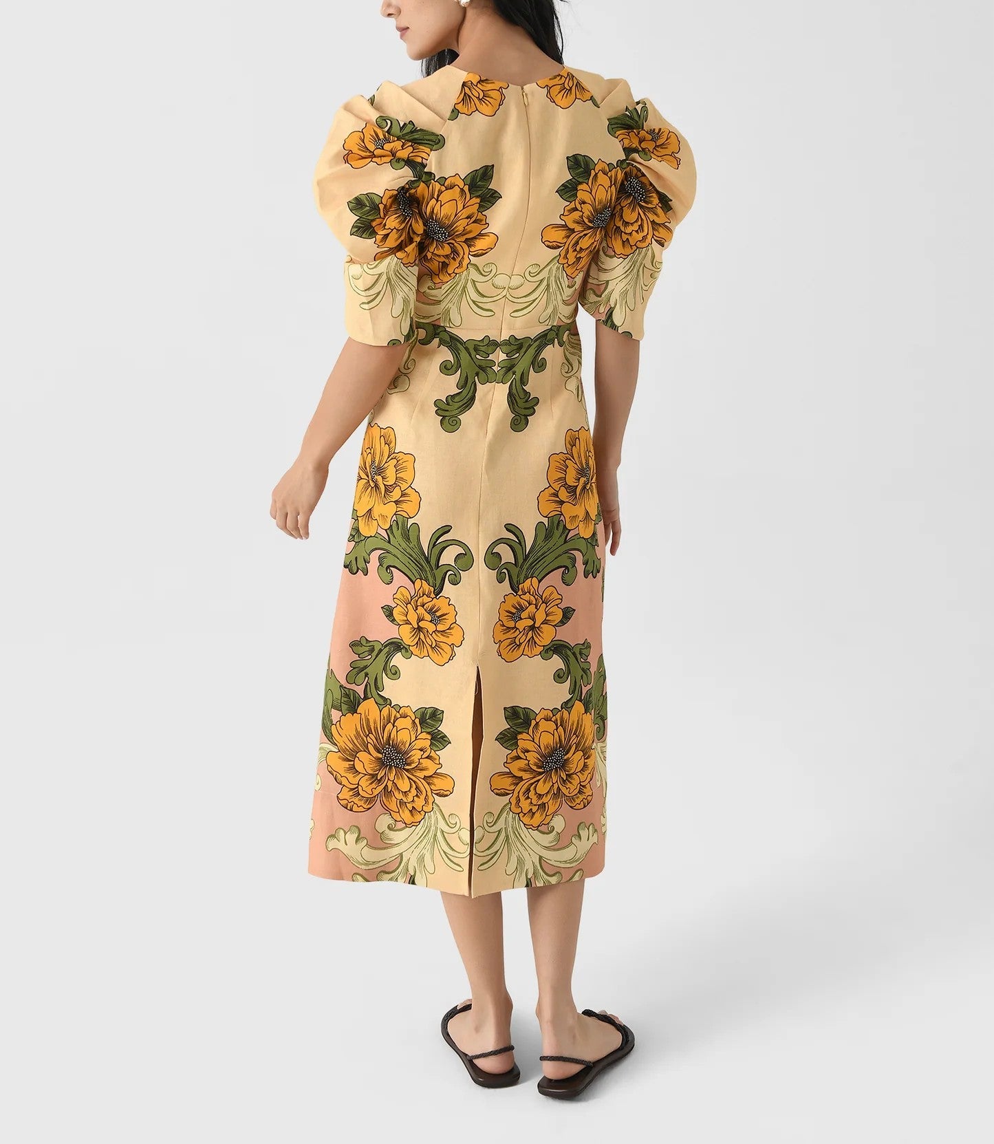 Delicate Flower Arabesques Short Sleeve Midi Dress