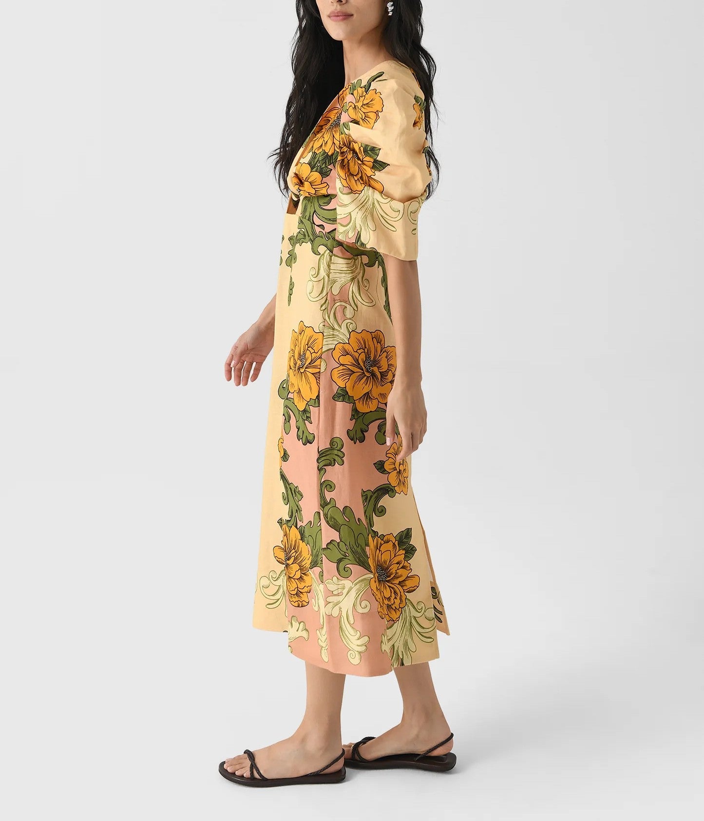 Delicate Flower Arabesques Short Sleeve Midi Dress