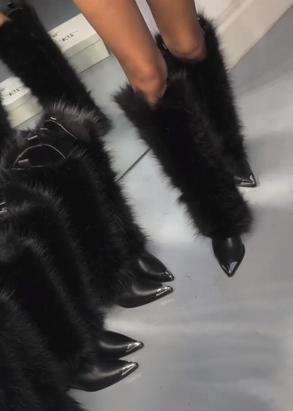 Plush Black Pointed Boots